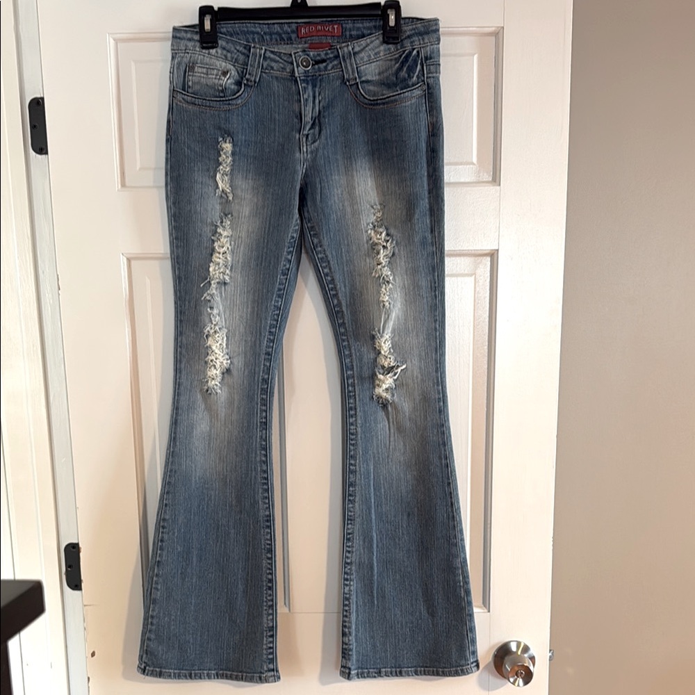 NWT RED RIVET flared jeans